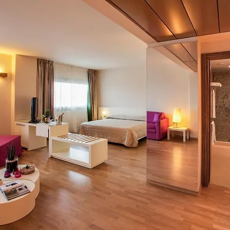 Western Leone Di Messapia & Conference Hotell Lecce