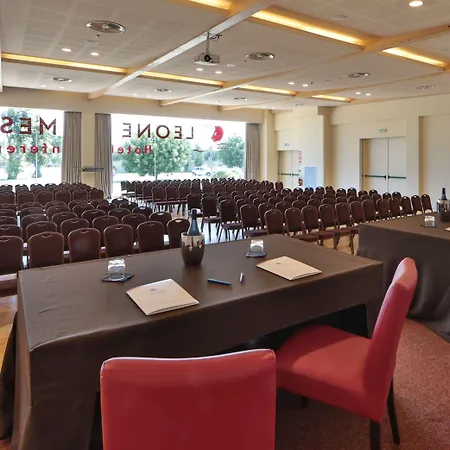 Western Leone Di Messapia & Conference 4* Lecce