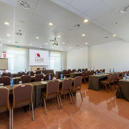 Western Leone Di Messapia & Conference 4*