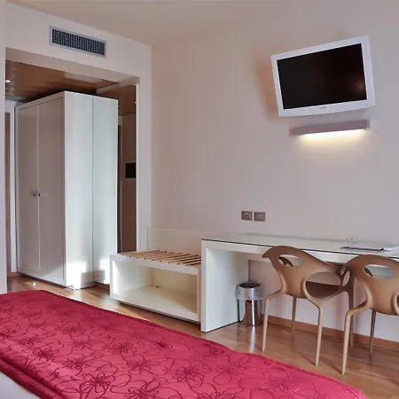 Western Leone Di Messapia & Conference 4* Lecce