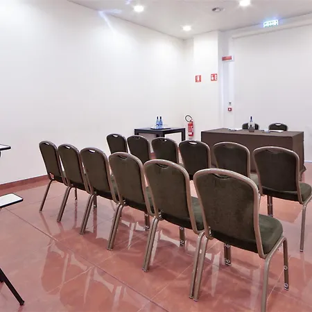 Western Leone Di Messapia & Conference Hotell Lecce