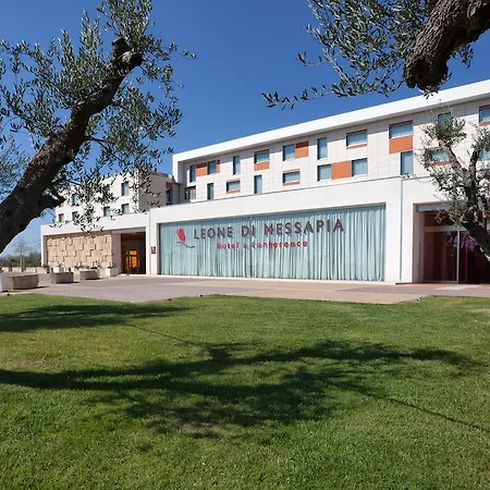 Western Leone Di Messapia & Conference Hotel 4*