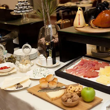Western Leone Di Messapia & Conference 4*