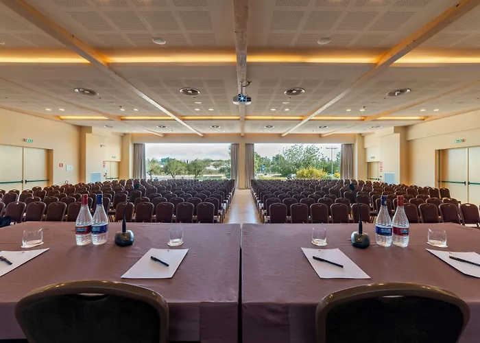 Western Leone Di Messapia & Conference 4* לצ'ה