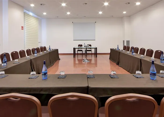 Western Leone Di Messapia & Conference מלון 4*