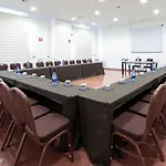 Ξενοδοχείο Western Leone Di Messapia & Conference 4*