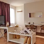 Western Leone Di Messapia & Conference Ξενοδοχείο 4*