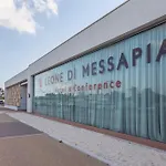 Western Leone Di Messapia & Conference Hotell