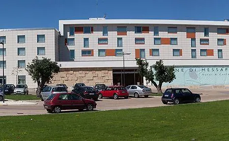 Hotel Western Leone Di Messapia & Conference 4*