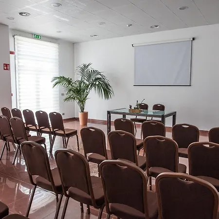 Western Leone Di Messapia & Conference