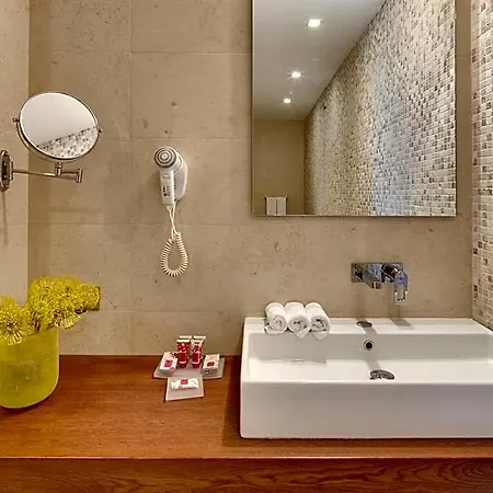 Western Leone Di Messapia & Conference 4* Lecce