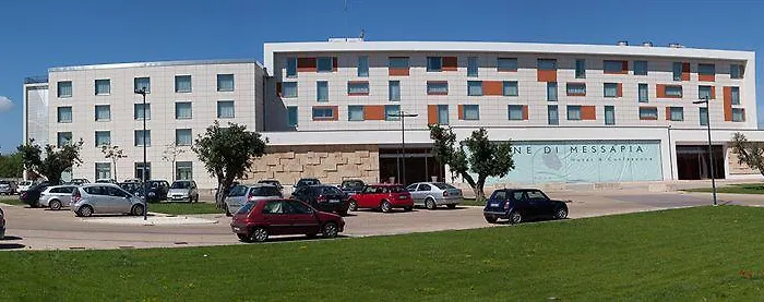 Hotel Western Leone Di Messapia & Conference 4*