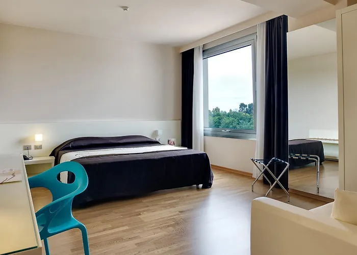 Western Leone Di Messapia & Conference Hotel 4*