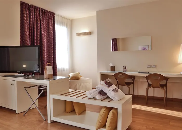Western Leone Di Messapia Hotel&conference Hotel 4*